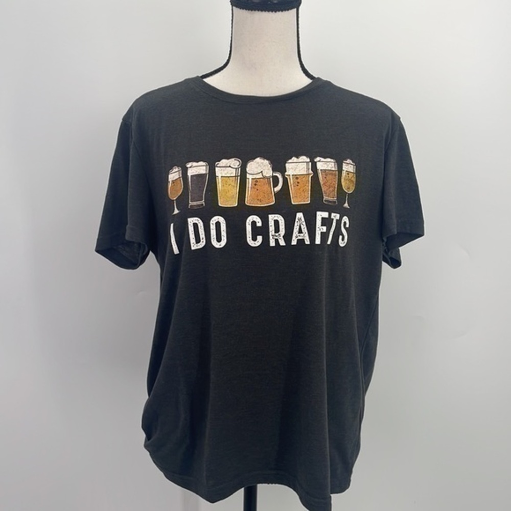 Sheshow t-shirt large “ I do crafts”